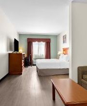 Quality Inn & Suites McAlester on Hwy 69 image 12