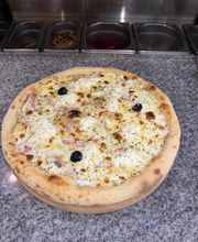 Rock'n'Roll Pizza image 2