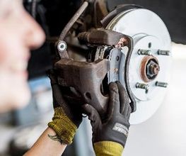 Super Dæk Service (SDS) & Bosch Car Service - Faxe billede 3