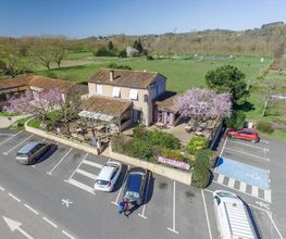 La Table Du Rond Point image 19
