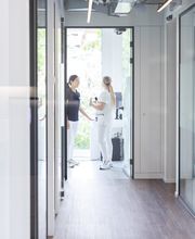 iNovaDental - Praxis für Zahnmedizin & Oralchirurgie Bild 8