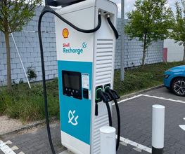Shell Recharge Charging Station Bild 1