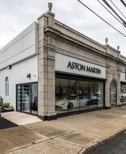 Aston Martin Summit image 19