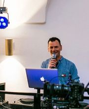 DJ Annòn für Hochzeiten, Firmenfeiern und Events Bild 4