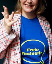 Freie Rednerin - Saskia Kähny - Trauerrednerin & Trauerbegleiterin - Stuttgart