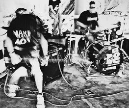 MAKE ROCK´N´ROLL NOT WAR Bild 19