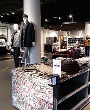 Jules St Malo image 2