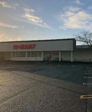 Bi-Mart Membership Discount Stores image 1