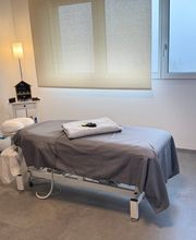 Kinemal Massage und Gesundheitspraxis/ Horseinmotion Pferdephysiotherapie und Futter-Shop Bild 1