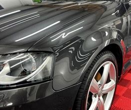 AlexCarDetail image 3