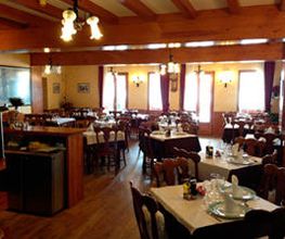 restaurant-hostal-nadalet.jpg