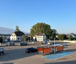 Weldom Hésingue parking