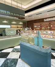 Ladurée Vallée Village image 2