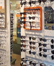 Apollo-Optik - Emden - Zwischen beiden Sielen Bild 3