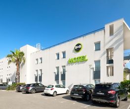 B&B HOTEL Cannes La Bocca Plage image 1