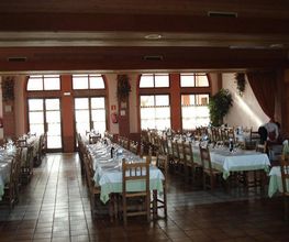 restaurante-tres-caminos-interior-restaurante-02.jpg