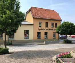 Aussenansicht der Apotheke am Hohen Tor