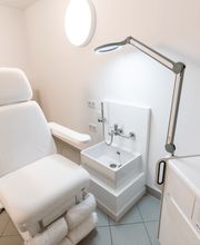 AESTHETICS PLUSS GmbH Bild 6