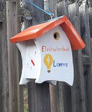 Vogelnistkasten am Holzzaun, Schwabenglanz, 88605 Meßkirch