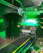 Thoroughbred Express Auto Wash image 14