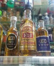 SIMPSON'S LIQUOR image 4