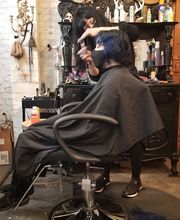 Wild Hare Salon and Gallery image 9