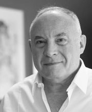 Dr Philippe Legaillard | Chirurgien esthétique Bordeaux | Lifting | Paupières | Rhinoplastie | Augmentation mammaire | Botox image 7