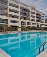 Nemea Appart'Hotel Le Lido Cagnes-sur-Mer image 2