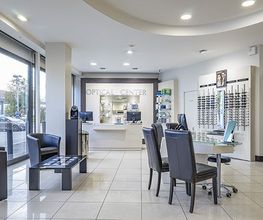 Opticien VITROLLES Optical Center image 3