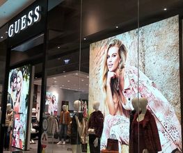 GUESS immagine 4