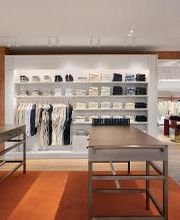 Suitsupply Breuninger Leipzig Bild 3