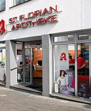 Aussenansicht der St. Florian-Apotheke