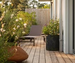 Mint Gardens Bild 1