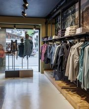 Jack Wolfskin Store - CLOSED immagine 2