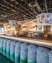 Barrio Queen image 9