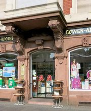 Aussenansicht der Löwen-Apotheke