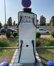 bp pulse Charging Station image 10