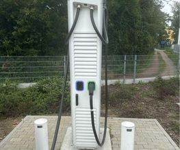 Shell Recharge Charging Station Bild 2