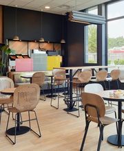 B&B HOTEL Paris Clichy-sous-Bois image 2