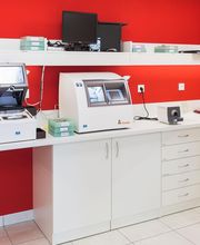 Opticien COUTRAS Optical Center image 1