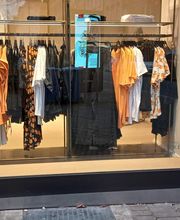 Ulla Popken | Große Größen | Nürnberg Josephsplatz Bild 8