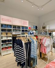 Damart Lille image 12