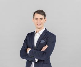 Portrait Corporate