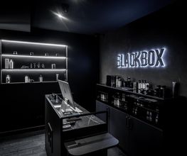 BLACKBOX Versailles image 1