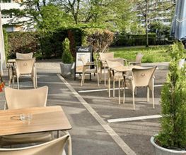 MAJESTIC BOULANGERIE TEA ROOM CAFE Bild 5