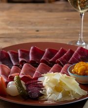 Restaurant Pine, Swiss food, Raclette, Fondue, Rösti, Walliserteller, Dried meat and cheese plate