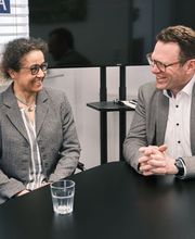 Teamfoto - AXA & DBV Versicherung Oliver Kraatz - Kfz Versicherung in  Stuttgart