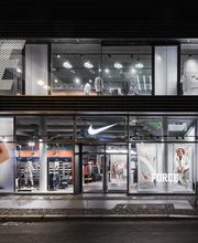 Nike Store Berlin Mitte Bild 12
