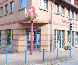 Aussenansicht der Adler-Apotheke