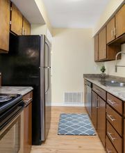 West Pointe Apartments image 16